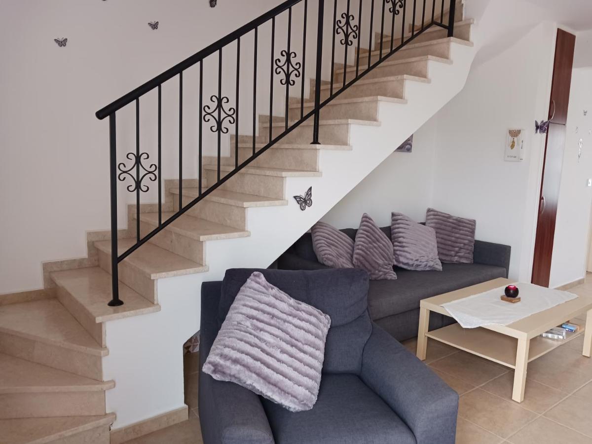 Villa Beautiful 2-Bed House In Mandria  Esterno foto