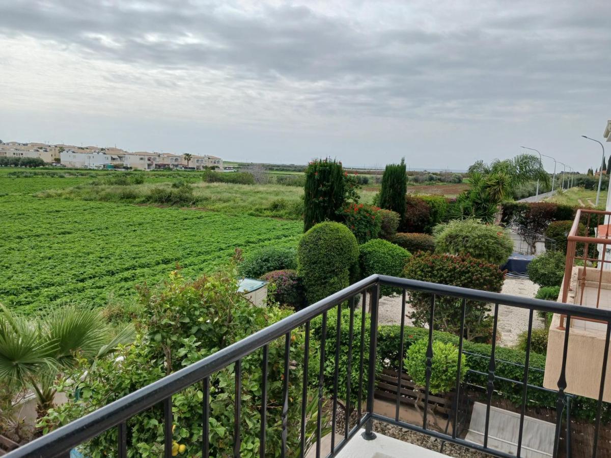 Villa Beautiful 2-Bed House In Mandria  Esterno foto