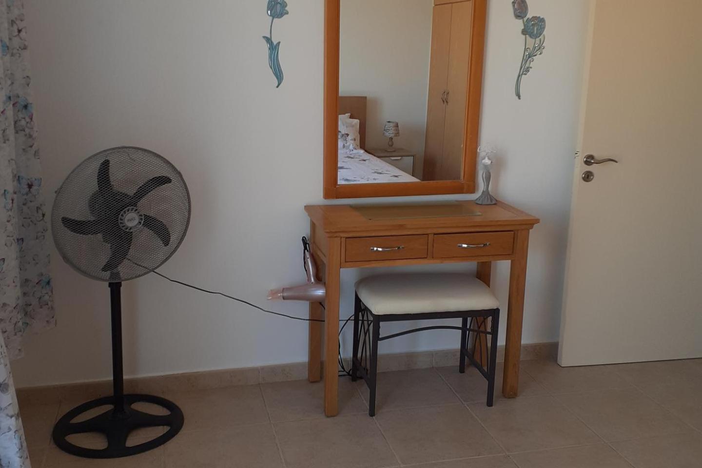 Villa Beautiful 2-Bed House In Mandria  Esterno foto